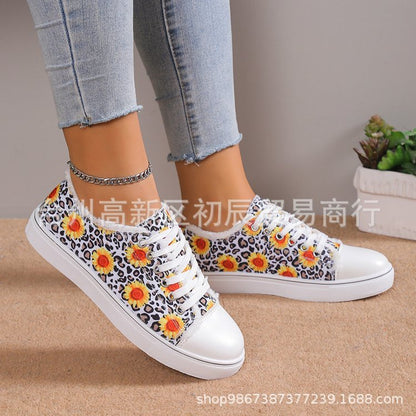 Versatile Flat Bottomed Student Lace Up Canvas Shoes