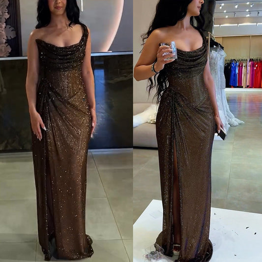 Geteiltes Seidenkleid in Gold und Silber für schlanke Damen