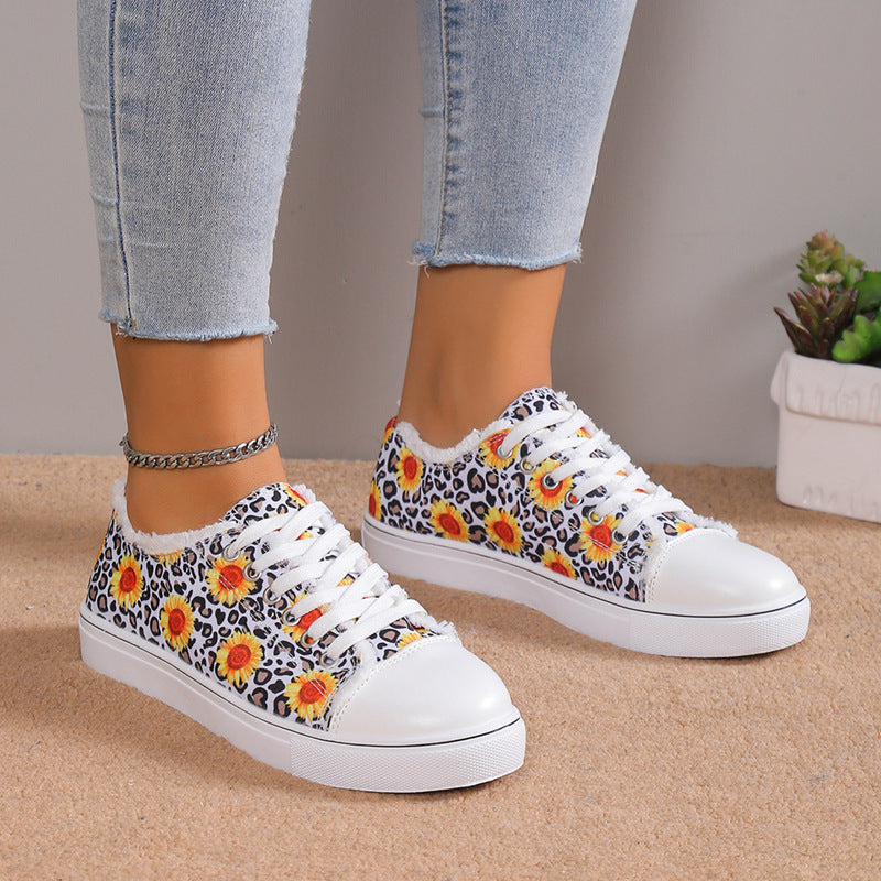 Versatile Flat Bottomed Student Lace Up Canvas Shoes